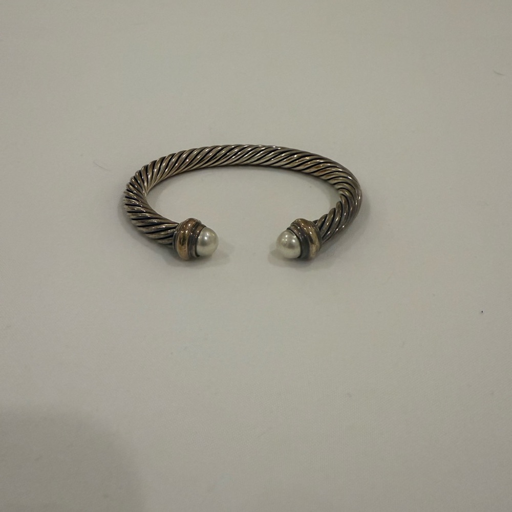 David yurman medium size cable bangle with pearls